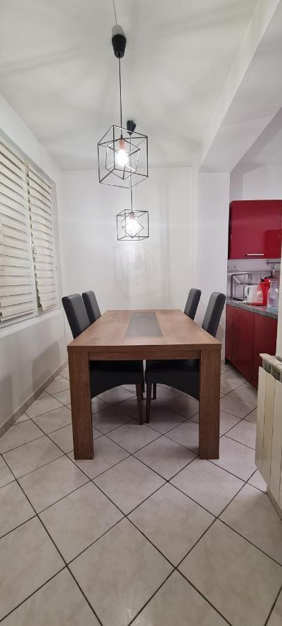 La Brique Rouge - Maison 66 M2 Avec 2 Chambres 里尔 外观 照片
