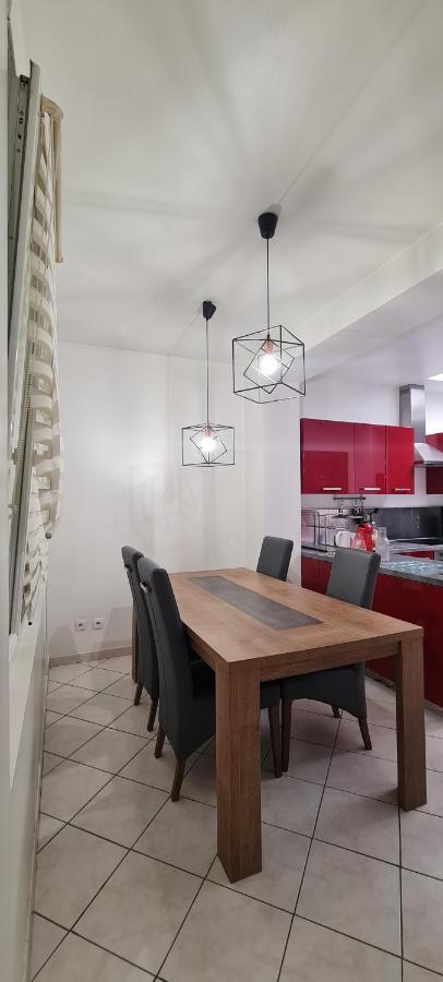 La Brique Rouge - Maison 66 M2 Avec 2 Chambres 里尔 外观 照片